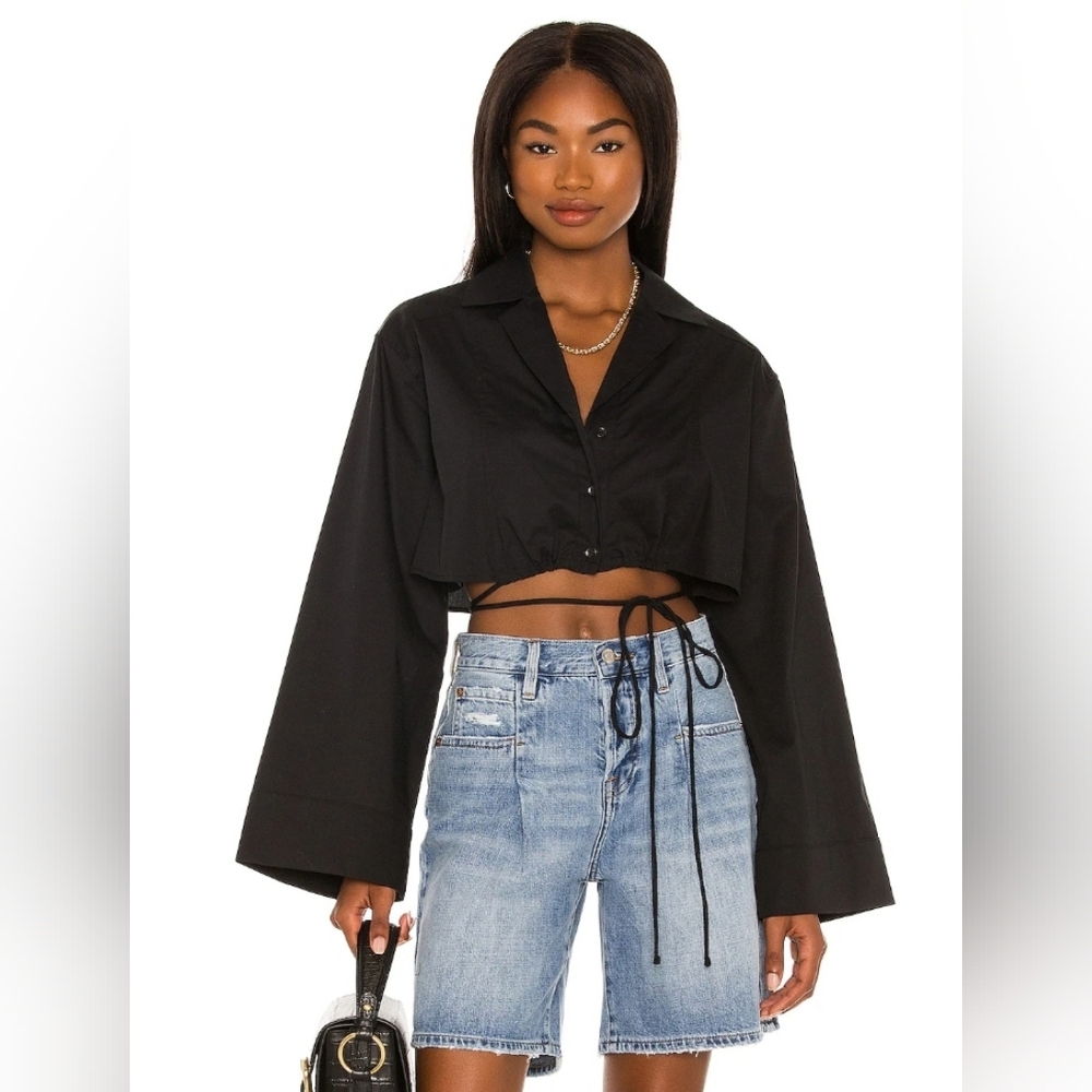 NWOT L'Academie Kinsley Top in Black